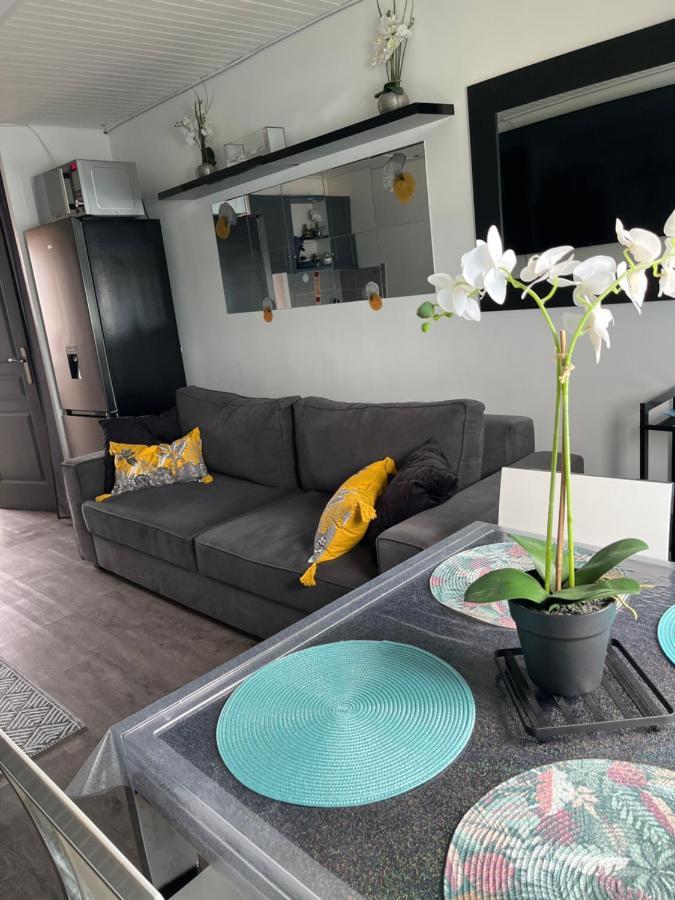46 Ile Paradise Vue Port 아그 외부 사진